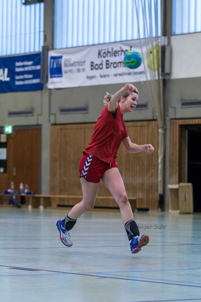 Bild 184 - Frauen Barmstedter TS - Buedelsdorfer TSV : Ergebnis: 26:12